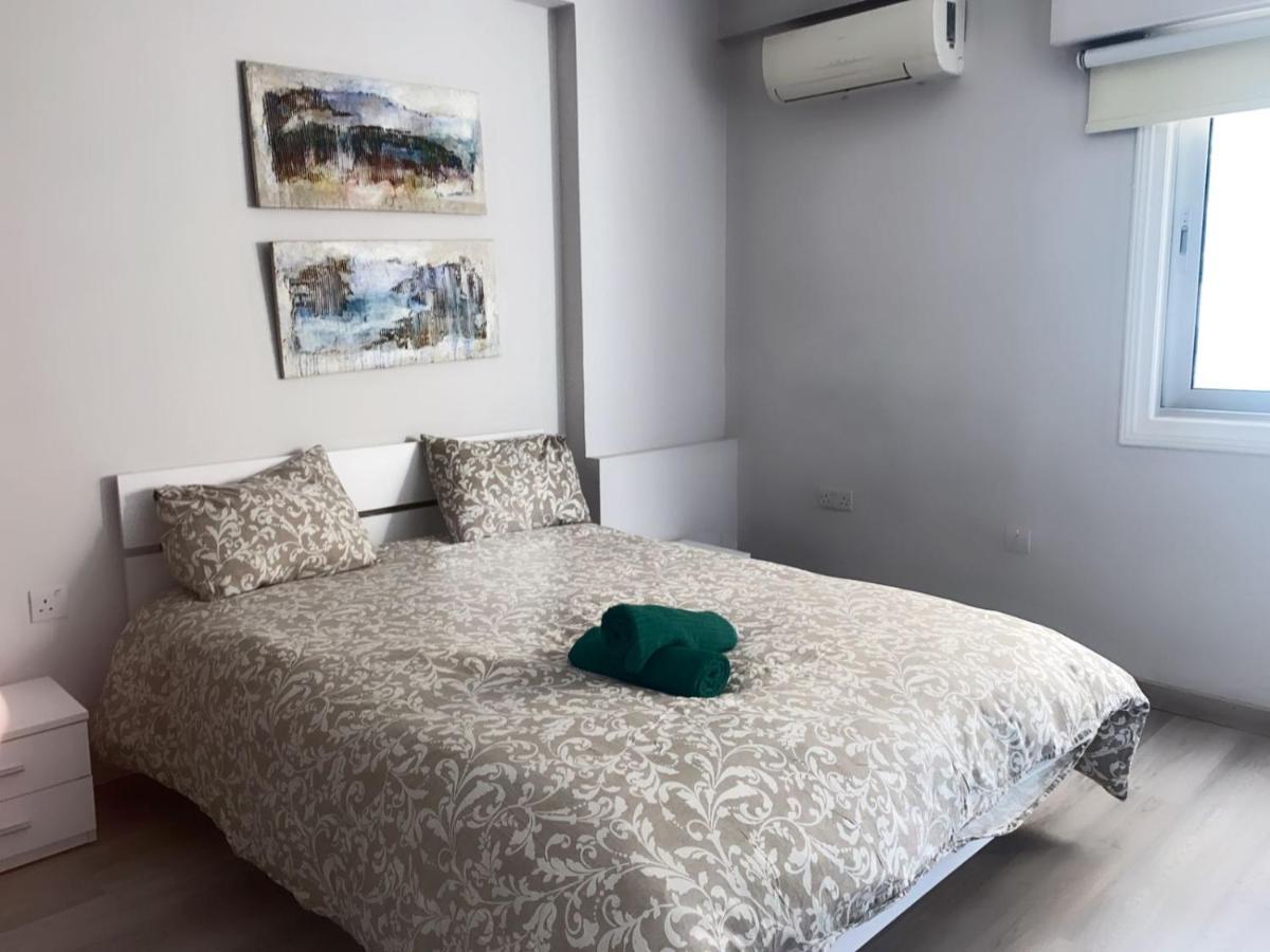 Paradise Promenade Apartment, 2Min Distance From Larnaca Marina Екстер'єр фото