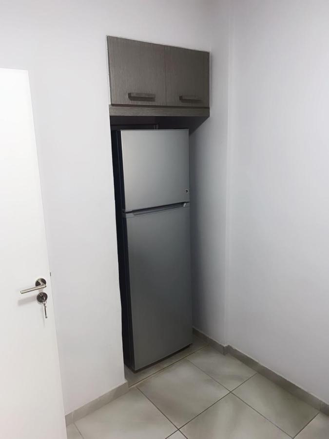 Paradise Promenade Apartment, 2Min Distance From Larnaca Marina Екстер'єр фото
